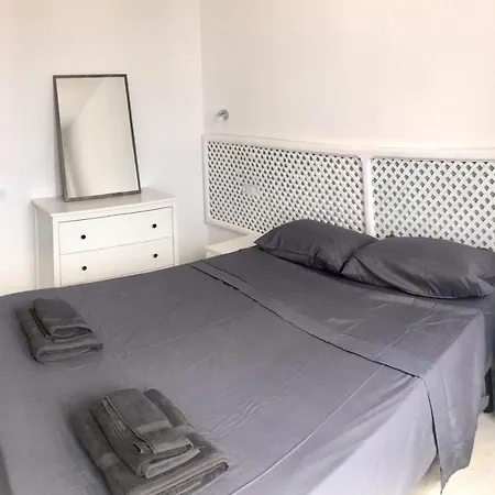 Estupendo Reformado Con Vistas Al Mar! Apartamento